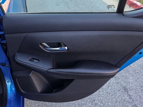 Used 2023 Nissan Sentra SV image 18