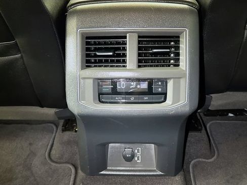 Used 2019 Volkswagen Atlas SE AWD/4WD image 22