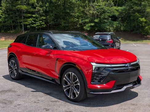 Used 2025 Chevrolet Blazer EV SS AWD/4WD image 11