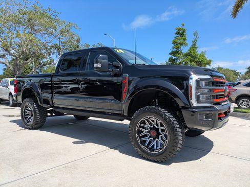 Used 2024 Ford F250 Lariat w/ Lariat Ultimate Package AWD/4WD image 2