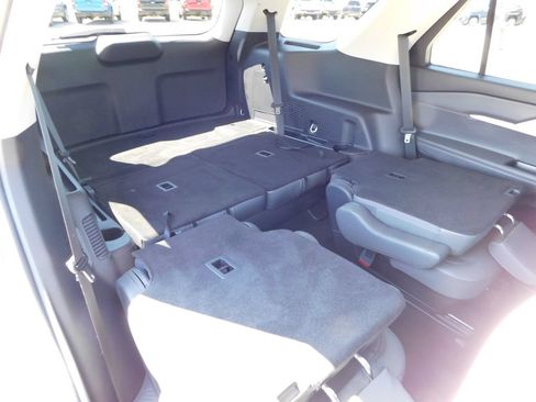 Used 2025 Ford Explorer Active w/ Active Comfort Package AWD/4WD image 31