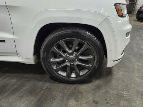 Used 2018 Jeep Grand Cherokee High Altitude image 13