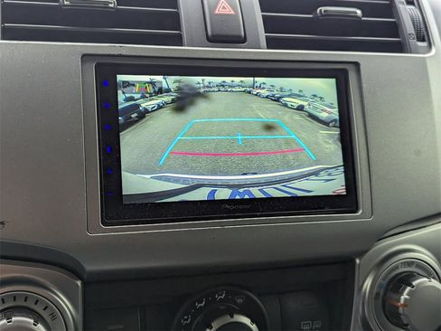 Used 2016 Toyota 4Runner SR5 image 10