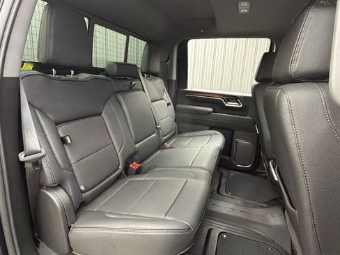 Used 2026 GMC Sierra 3500 Denali w/ Denali Reserve Package AWD/4WD image 40
