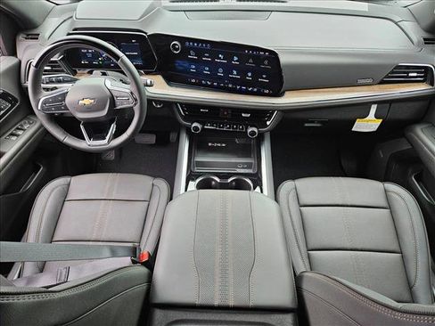 New 2026 Chevrolet Tahoe High Country AWD/4WD image 14