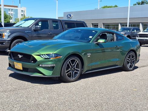 Certified 2022 Ford Mustang GT Premium RWD image 5