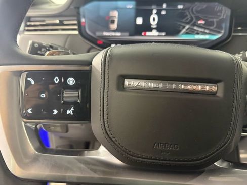 New 2025 Land Rover Range Rover SV image 19