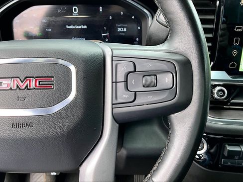 Used 2025 GMC Sierra 1500 SLT image 27