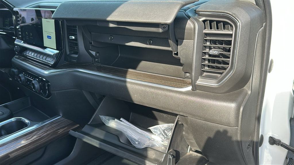 Used 2022 Chevrolet Silverado 1500 RST AWD/4WD image 30