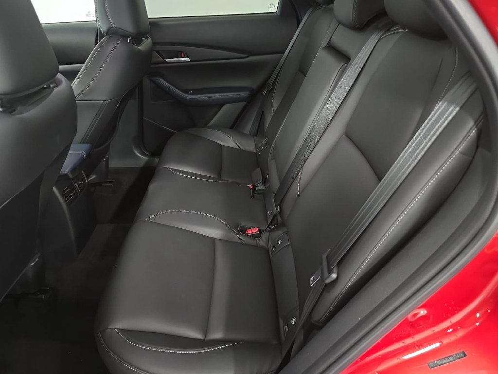 Used 2020 MAZDA CX-30 FWD w/ Select Package image 25
