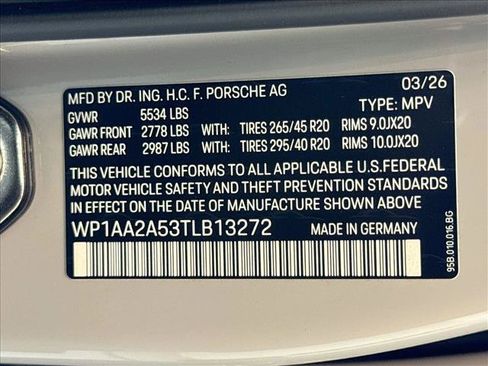 Used 2026 Porsche Macan AWD/4WD image 26