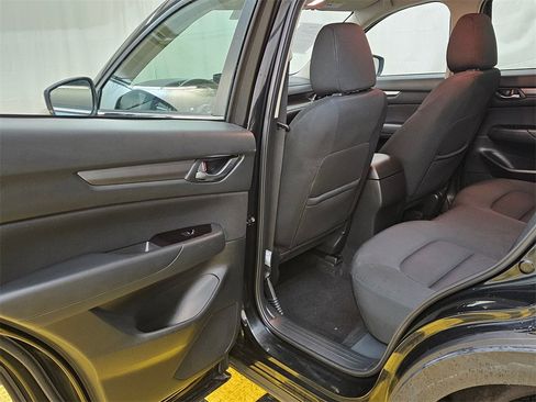 Used 2021 MAZDA CX-5 Sport image 15