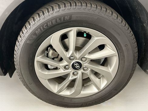 Used 2018 Hyundai Tucson SEL w/ Cargo Package AWD/4WD image 11