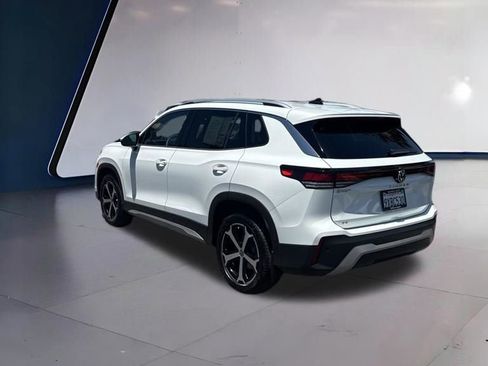 Certified 2025 Volkswagen Tiguan SE FWD image 4