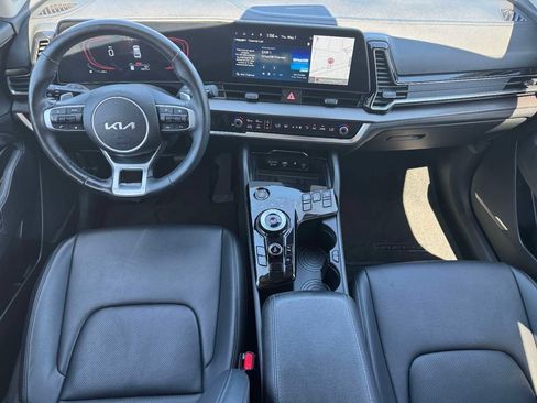 Used 2023 Kia Sportage EX AWD/4WD image 11