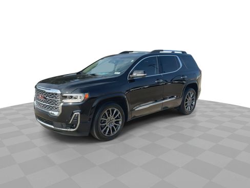 Certified 2022 GMC Acadia Denali w/ Black Diamond Edition AWD/4WD image 4