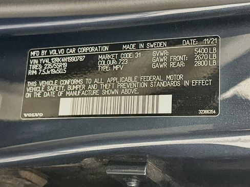Used 2022 Volvo XC60 B5 Momentum AWD/4WD image 12