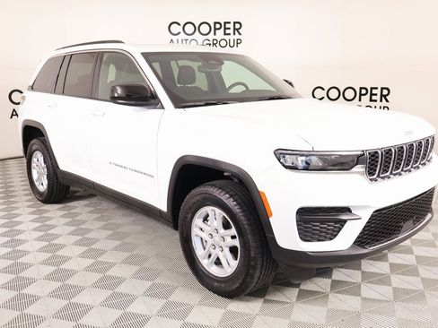 Used 2024 Jeep Grand Cherokee Laredo w/ Luxury Tech Group I image 1