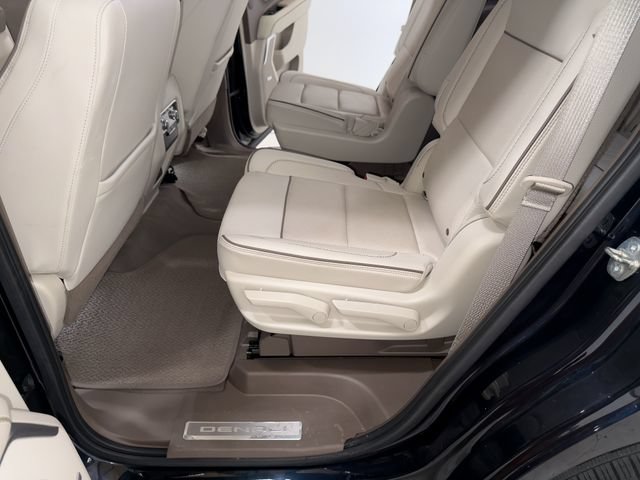 Used 2021 GMC Yukon Denali RWD image 17