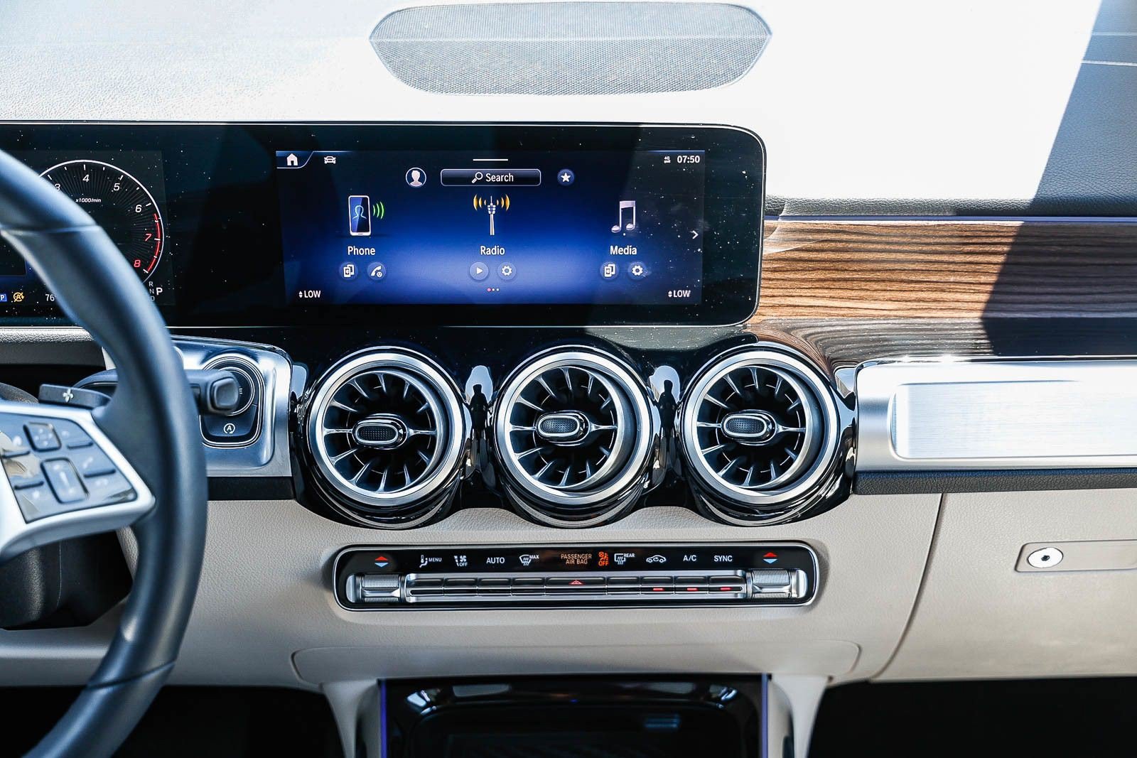 Certified 2026 Mercedes-Benz GLB 250 image 12