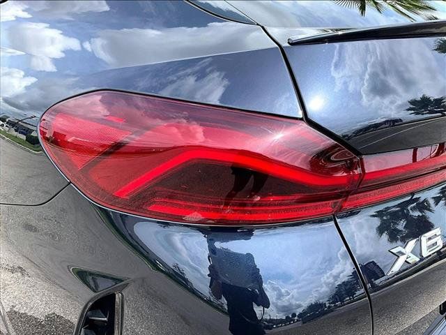 Used 2022 BMW X6 xDrive40i w/ M Sport Package AWD/4WD image 29