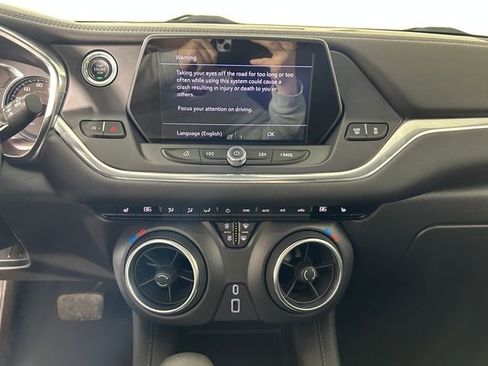 Used 2022 Chevrolet Blazer LT image 22