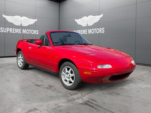 Used 1996 MAZDA MX-5 Miata image 8