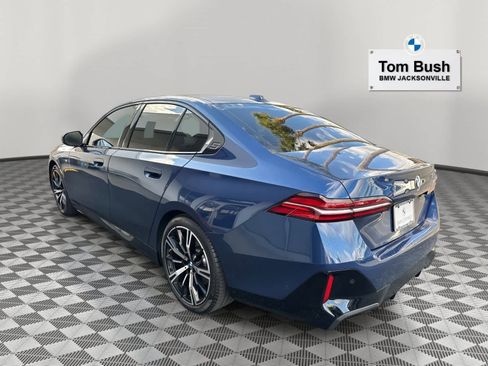 Certified 2025 BMW 530i w/ M Sport Package image 5