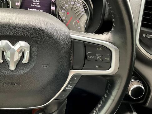 Used 2022 RAM 1500 Big Horn AWD/4WD image 13