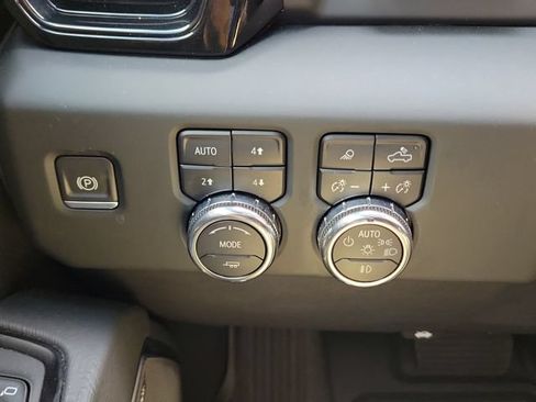 Used 2024 GMC Sierra 1500 AT4X AWD/4WD image 24