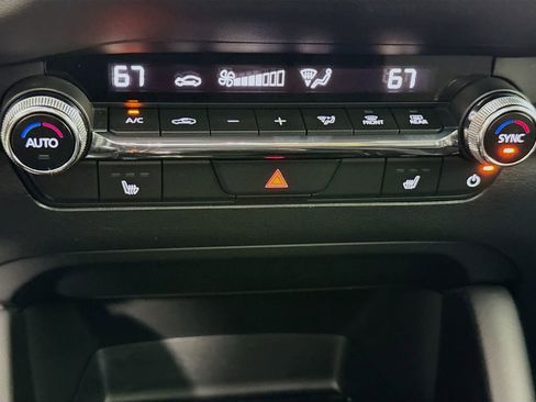 Used 2024 MAZDA MAZDA3 s image 16