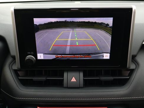 Used 2024 Toyota RAV4 XLE image 28