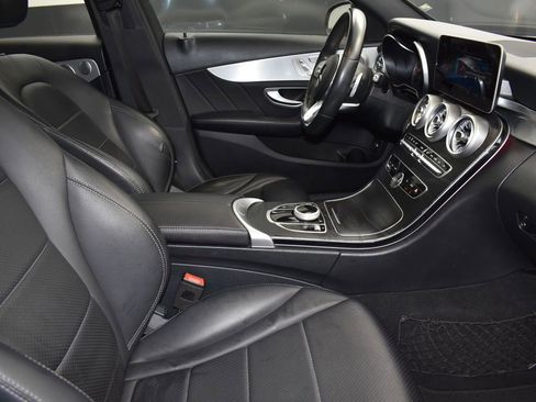 Used 2019 Mercedes-Benz C 300 Sedan image 24