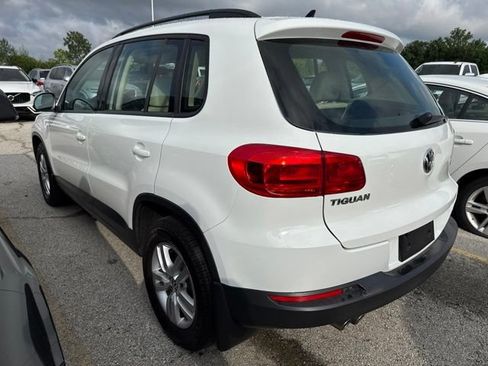 Used 2017 Volkswagen Tiguan S FWD image 3