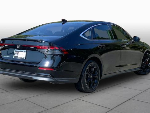 Used 2023 Honda Accord EX image 13