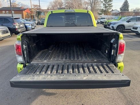 Used 2023 Toyota Tacoma TRD Off-Road w/ TRD Premium Off Road Package image 16