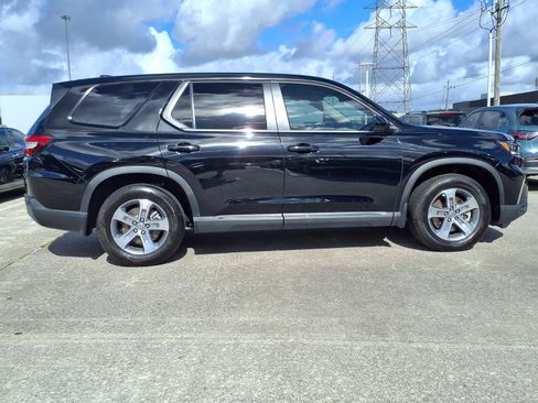 Certified 2025 Honda Pilot EX-L image 26