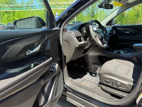 Used 2022 GMC Terrain SLE w/ Driver Convenience Package AWD/4WD image 15