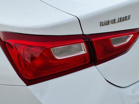 Used 2024 Chevrolet Malibu LT image 12