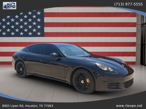 Used 2014 Porsche Panamera RWD image 2