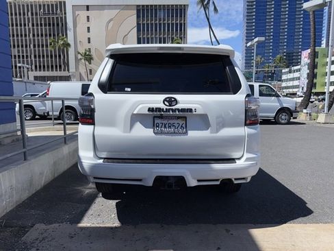 Used 2022 Toyota 4Runner TRD Sport image 5