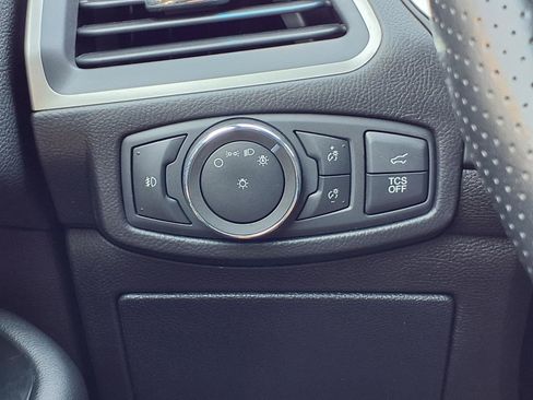 Used 2020 Ford Edge ST-Line w/ Cold Weather Package AWD/4WD image 17