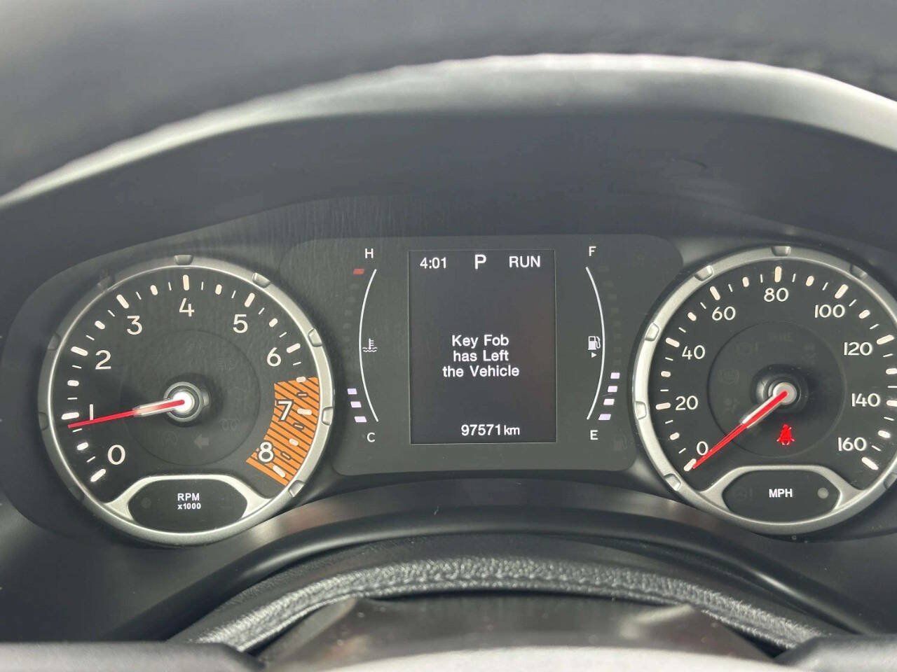 Used 2020 Jeep Renegade Latitude AWD/4WD image 26
