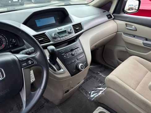 Used 2012 Honda Odyssey LX image 14