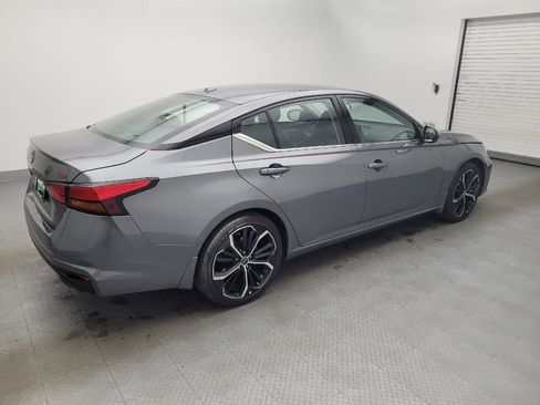 Used 2023 Nissan Altima 2.5 SR image 10