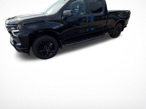 Used 2023 Chevrolet Silverado 1500 RST w/ Redline Edition AWD/4WD image 2