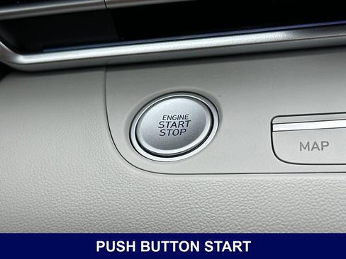 Used 2024 Hyundai Elantra Limited FWD image 25