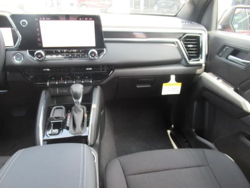 New 2026 GMC Canyon Elevation w/ Convenience Package RWD image 16