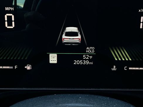 Used 2025 Kia K4 LXS image 39