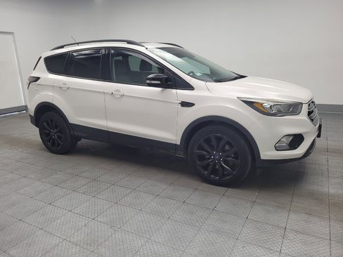 Used 2017 Ford Escape Titanium AWD/4WD image 11